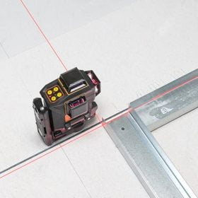 Geo6X KIT SP Multi-Liner Nivela laser ROSU cu linii orizontale si verticale incrucisate intre ele