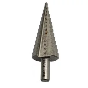 BURGHIU IN TREPTE CANALE DREPTE HSS 4-30MM, 14 TREPTE