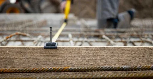 LBM 1000 FIBERGLAS de 30 m - ruleta deschisa pe cadru, bandă din fibră de sticlă