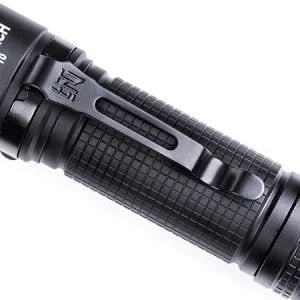 Lanterna P10 cu unghi drept cu 3 surse de lumină - 1400 lumeni, 200 m