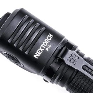Lanterna P10 cu unghi drept cu 3 surse de lumină - 1400 lumeni, 200 m