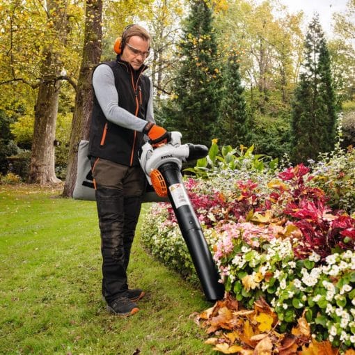 Aspirator cu tocător SH 86, pe benzină, Stihl