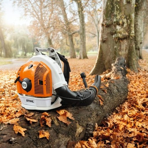 Suflantă pe benzină BR 700, purtabila pe spate, Stihl