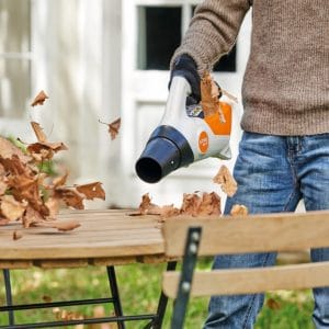 Suflanta frunze cu acumulator BGA 30.0 , Stihl