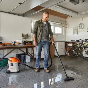 Aspirator electric SE 33, Stihl
